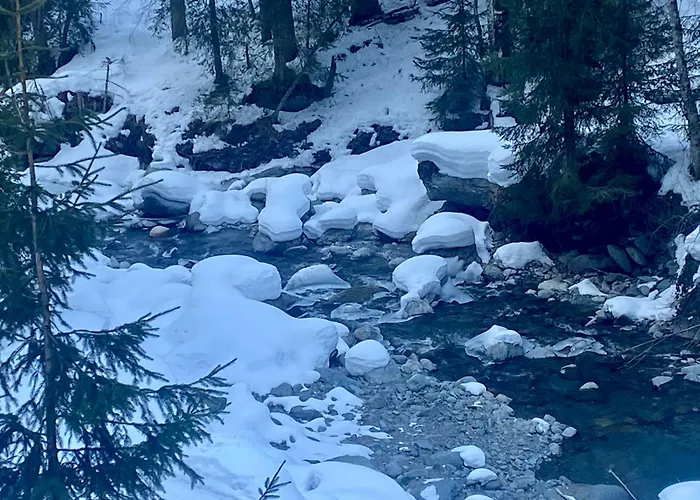 Haus Hislop Апартаменты