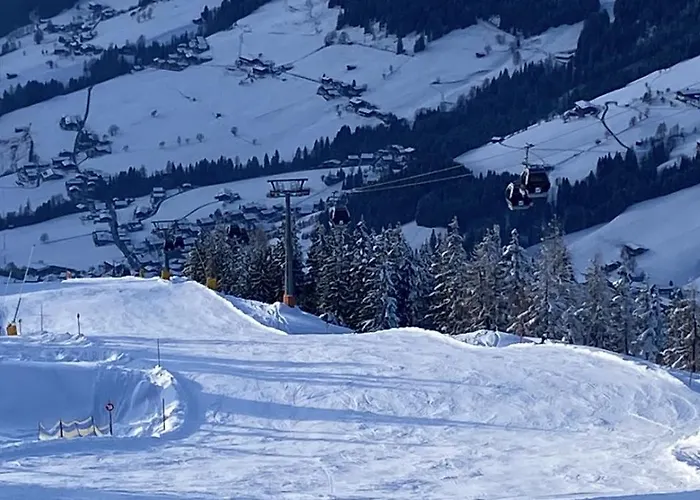 Апартаменты Haus Hislop *